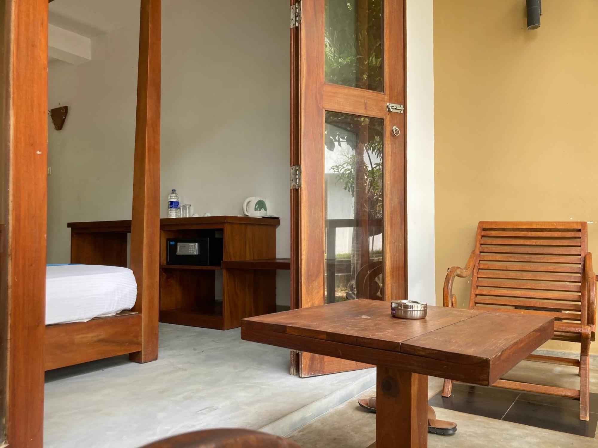 Handagedara Resort Mirissa Ruang foto